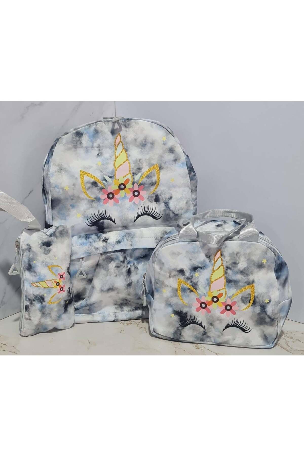 Set Școală 3în1, Ghiozdan + Sacoșă Prânz + Penar, Model Graffiti, Compartiment Laptop/Tabletă, Gri/Negru